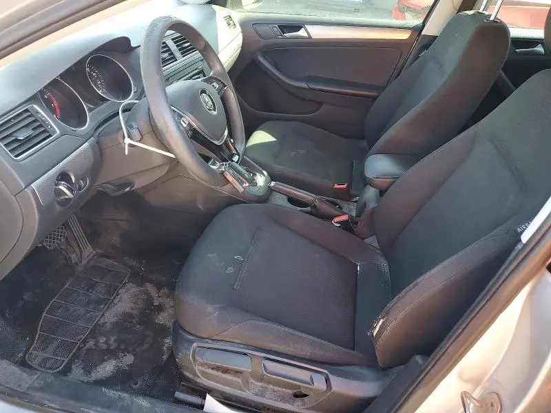 2015 VOLKSWAGEN JETTA SE  