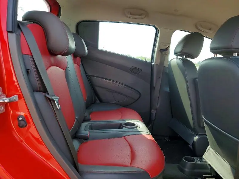 2015 CHEVROLET SPARK 2LT  