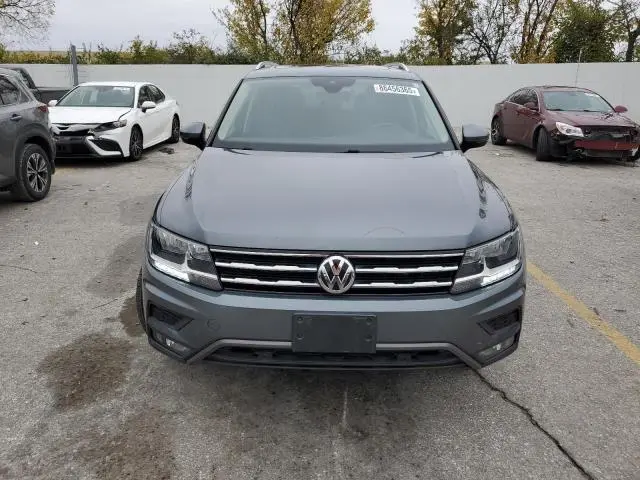 2021 VOLKSWAGEN TIGUAN SE  