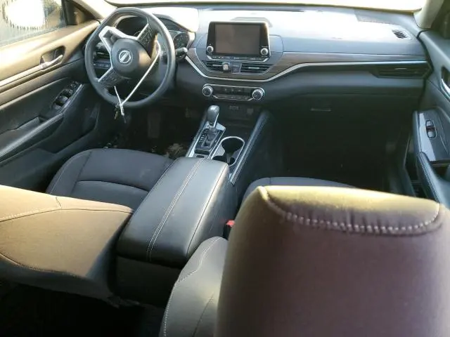 2023 NISSAN ALTIMA SV  