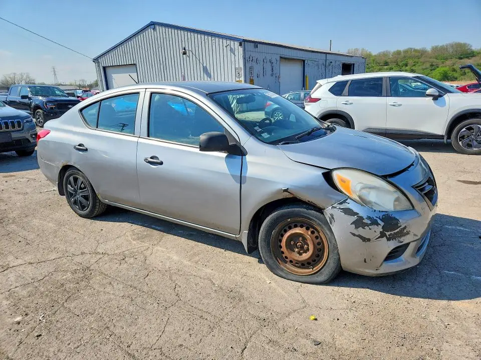 2012 NISSAN VERSA 1.6 S  