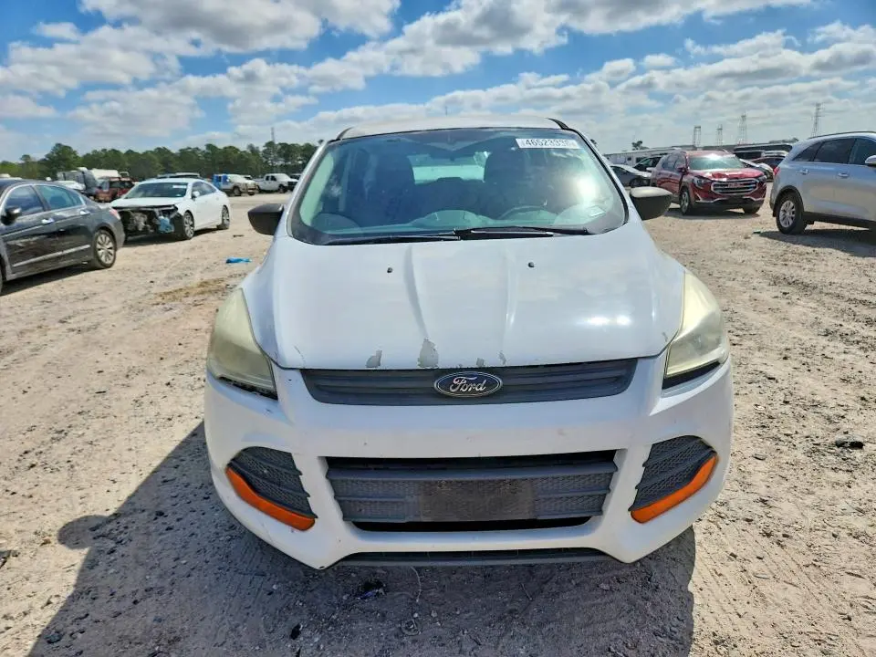 2016 FORD ESCAPE S  