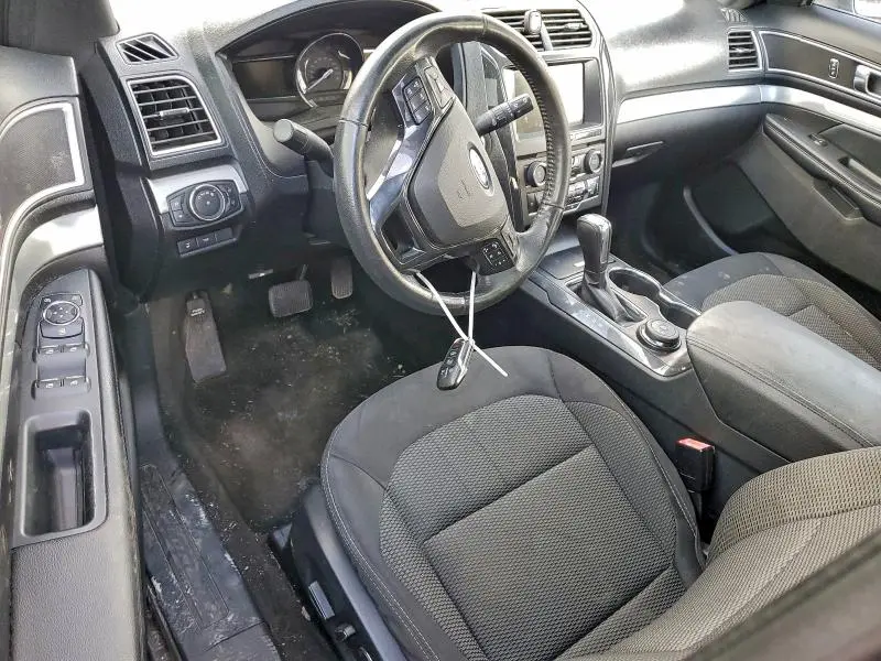 2017 FORD EXPLORER XLT  