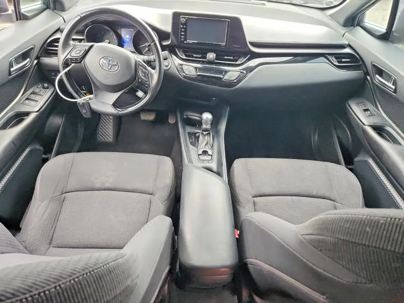 2018 TOYOTA C-HR XLE PREMIUM  