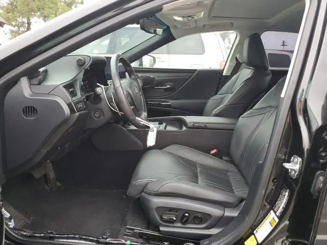 2024 LEXUS ES 300H BASE  