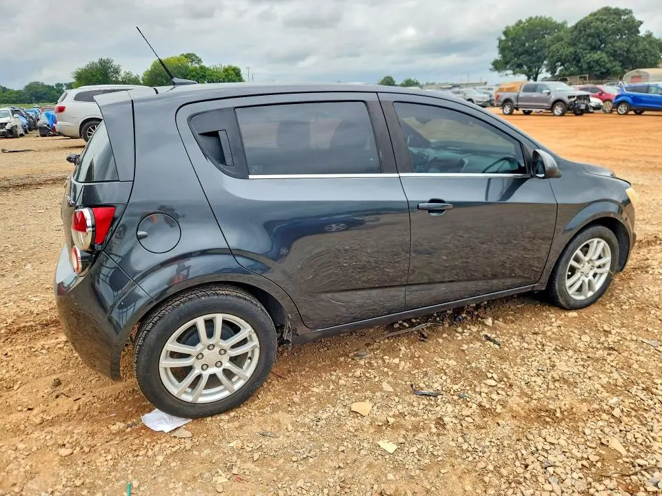 2014 CHEVROLET SONIC LT  