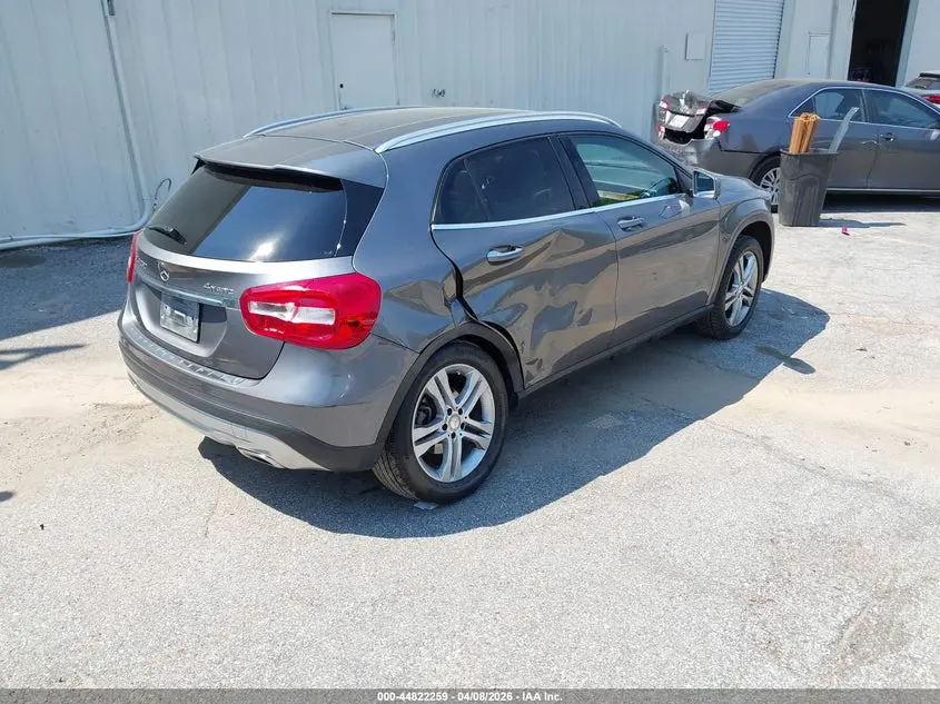 2016 MERCEDES-BENZ GLA 250 4MATIC