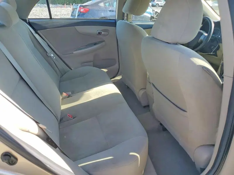 2012 TOYOTA COROLLA LE  