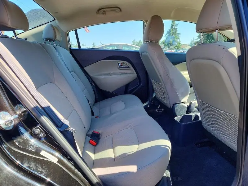 2015 KIA RIO LX  