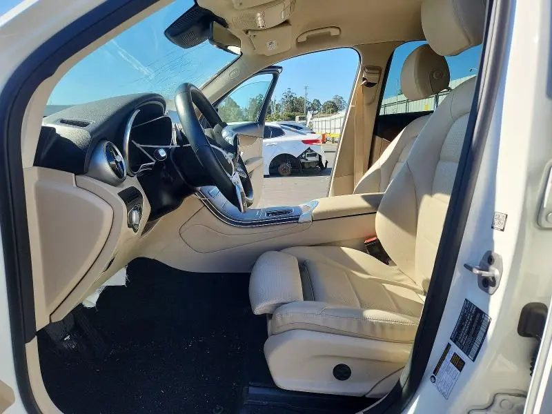 2022 MERCEDES-BENZ GLC 300 4MATIC  