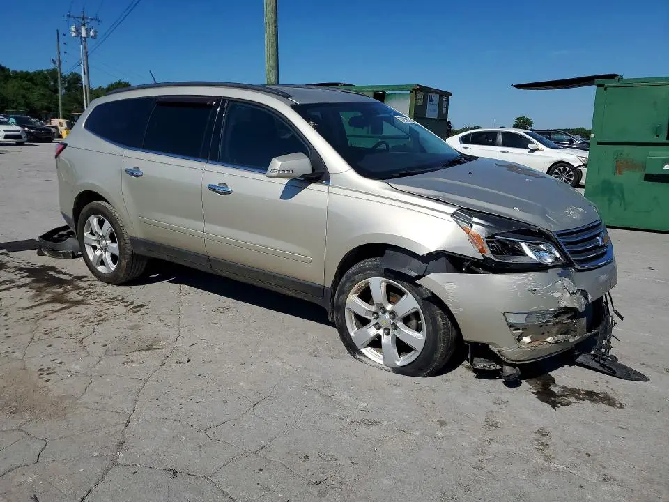 2016 CHEVROLET TRAVERSE LT  