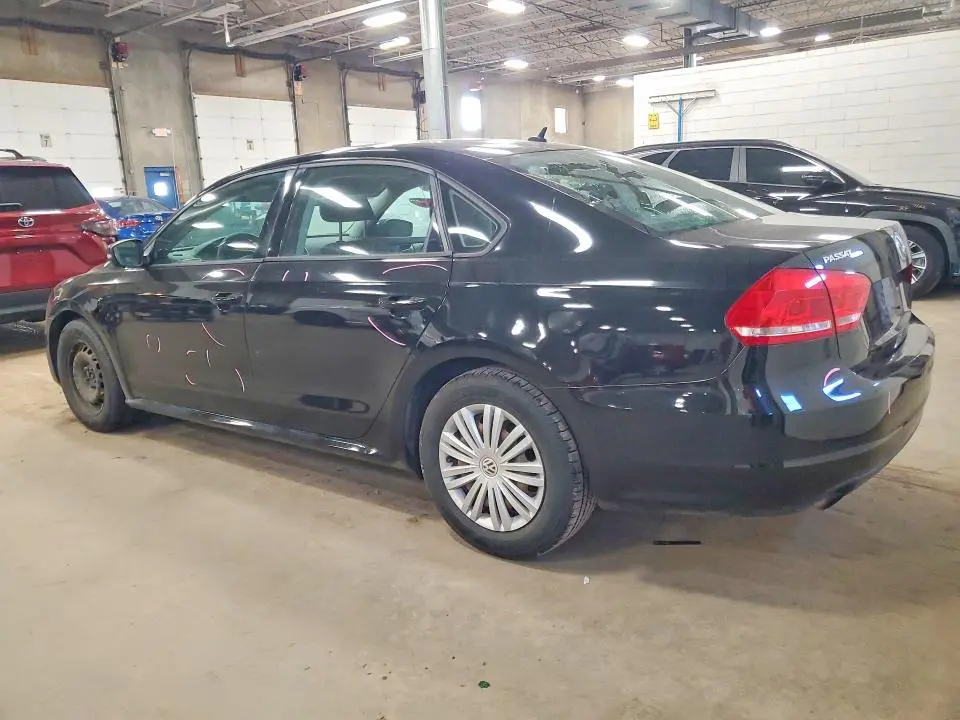 2015 VOLKSWAGEN PASSAT S  