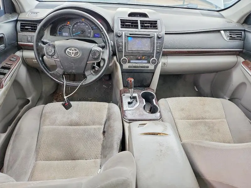 2013 TOYOTA CAMRY XLE  