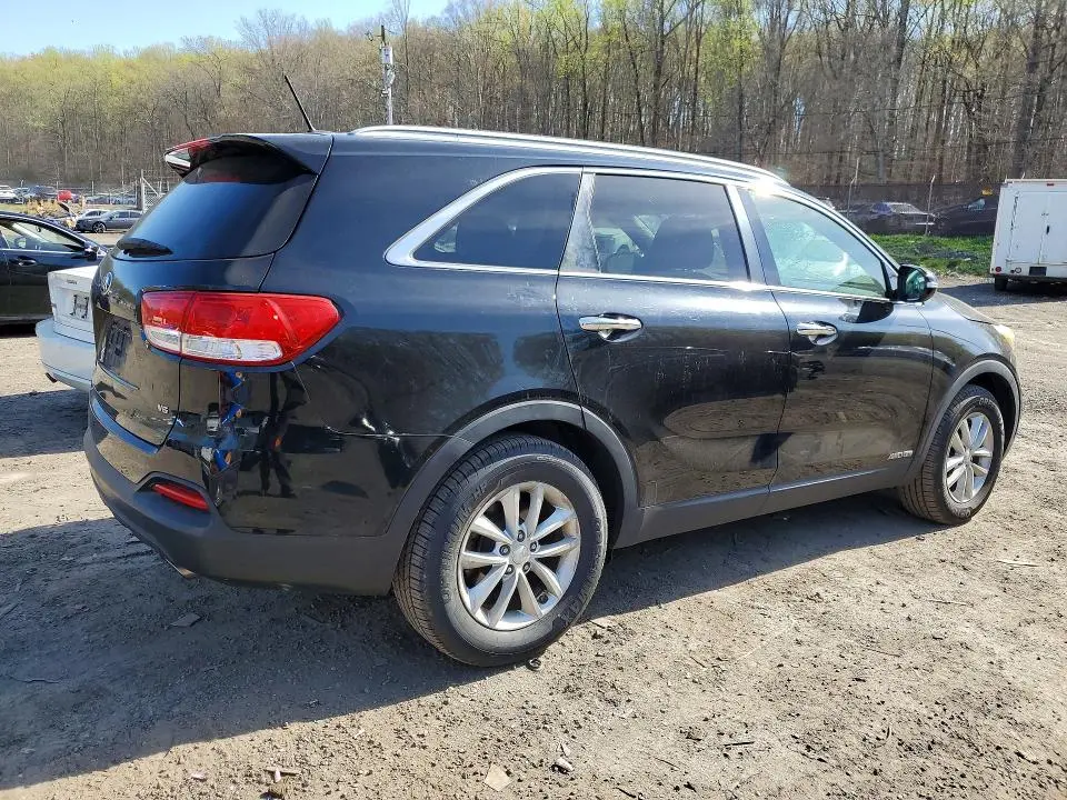2016 KIA SORENTO LX V6  