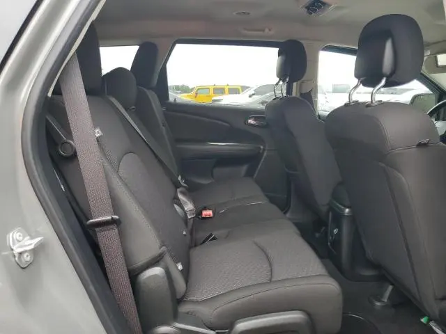 2019 DODGE JOURNEY SE  