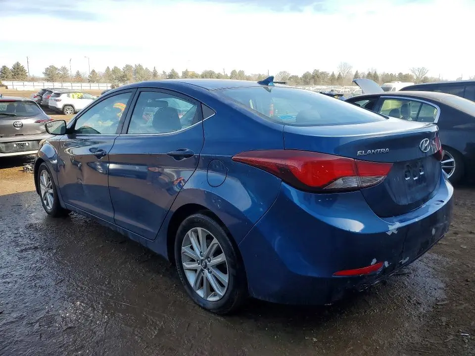 2015 HYUNDAI ELANTRA SE  