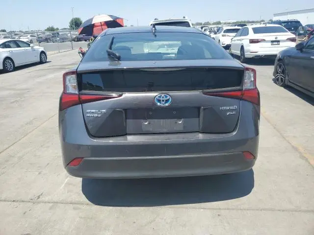 2021 TOYOTA PRIUS LE  