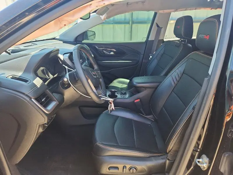 2023 GMC TERRAIN AT4  