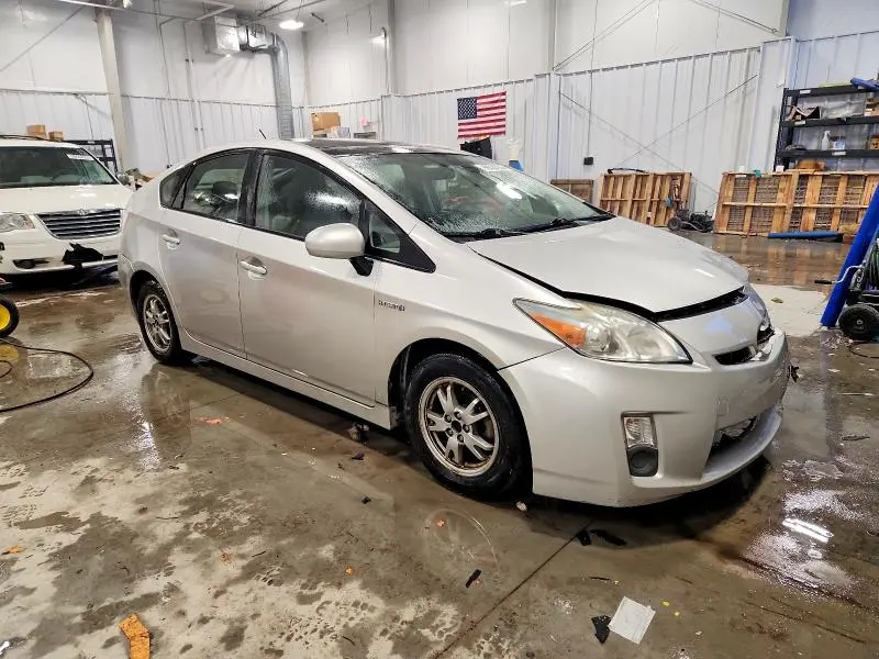 2010 TOYOTA PRIUS   