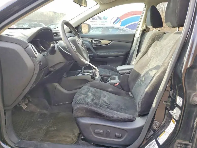 2014 NISSAN ROGUE SV  