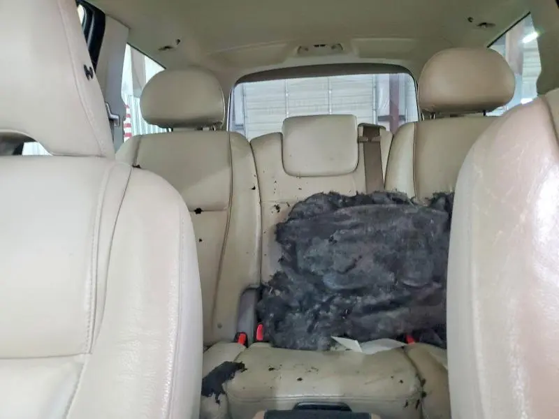 2011 VOLVO XC90 3.2  