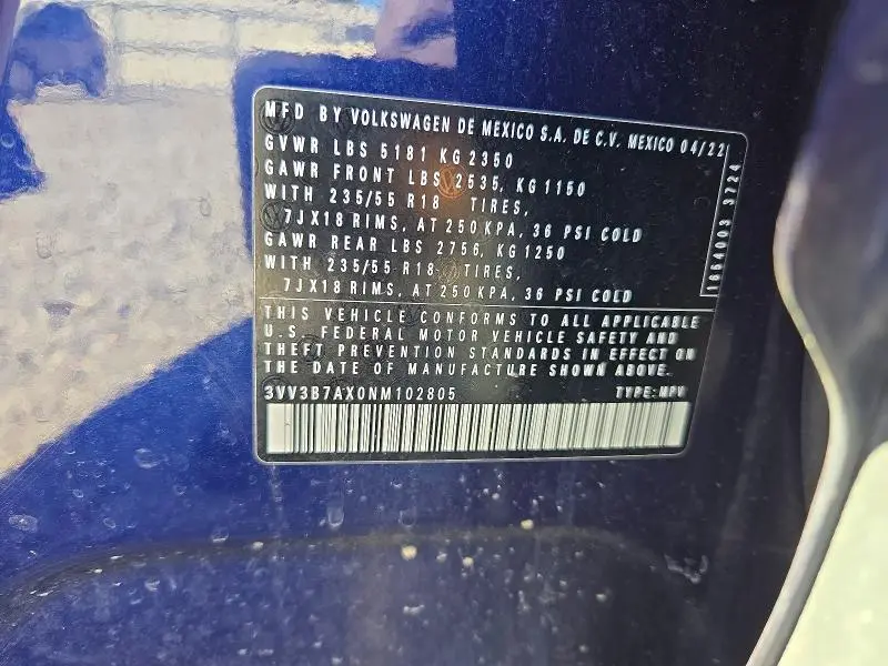 2022 VOLKSWAGEN TIGUAN SE  