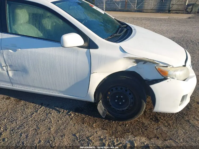 2013 TOYOTA COROLLA LE