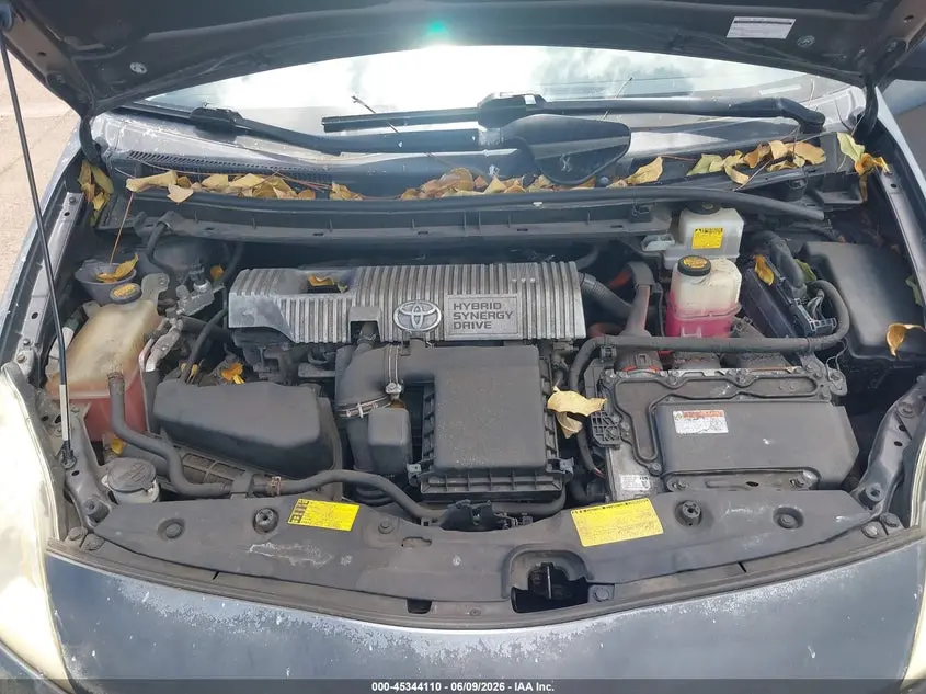 2013 TOYOTA PRIUS FIVE/FOUR/THREE/THREE SE/TWO
