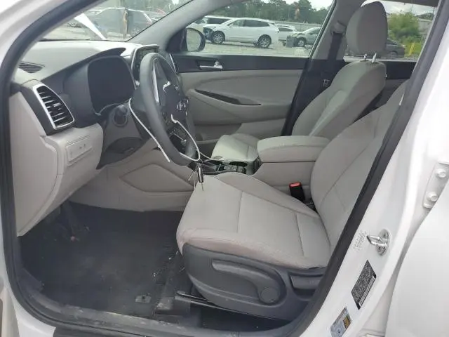 2021 HYUNDAI TUCSON SE  
