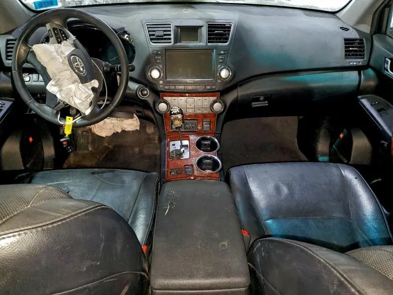 2011 TOYOTA HIGHLANDER LIMITED  