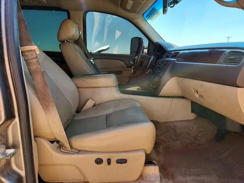 2013 CHEVROLET SILVERADO K3500 LTZ  