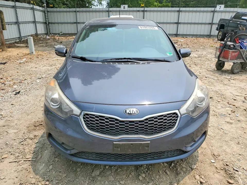 2016 KIA FORTE LX  