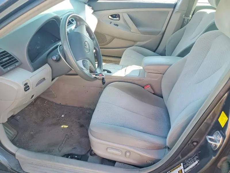2011 TOYOTA CAMRY LE  