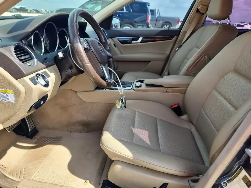 2013 MERCEDES-BENZ C 250  