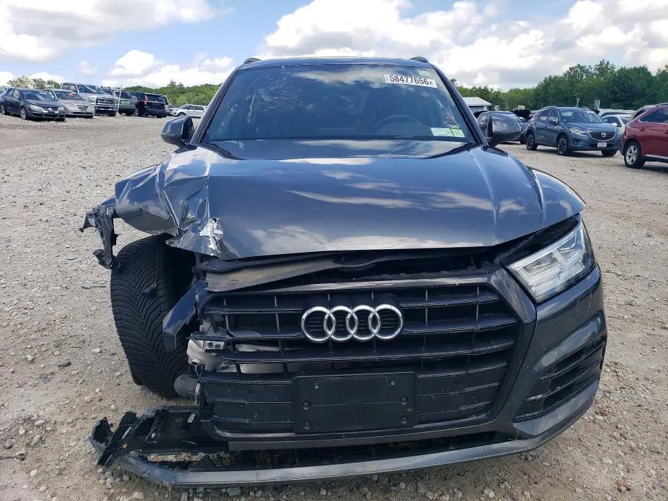 2020 AUDI Q5 TITANIUM PREMIUM PLUS  