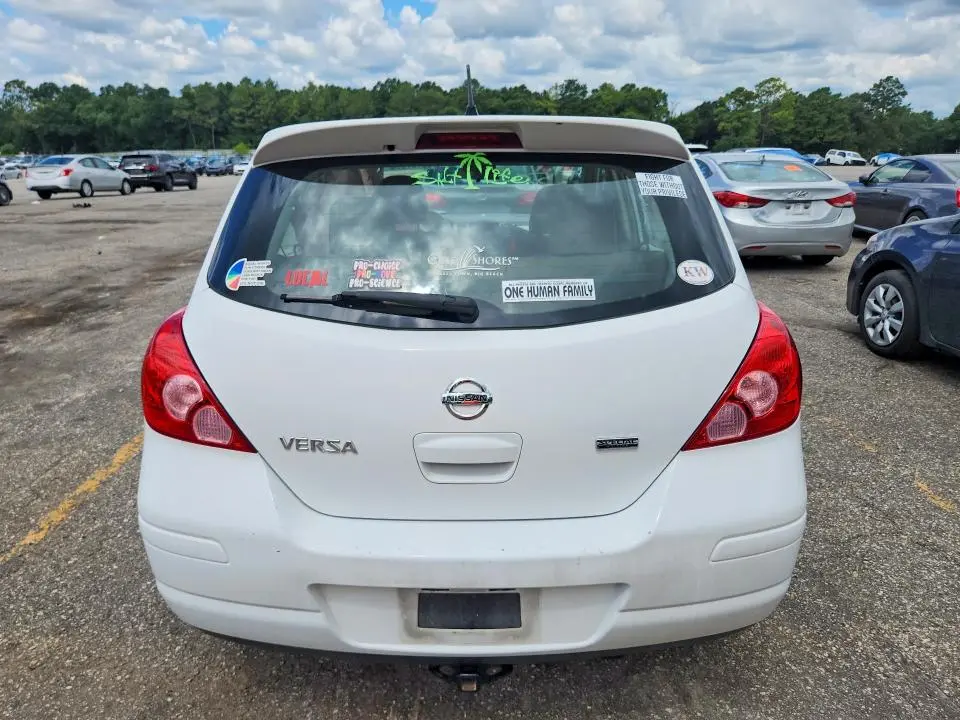 2012 NISSAN VERSA 1.8 S  
