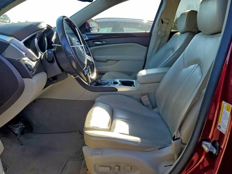 2011 CADILLAC SRX LUXURY COLLECTION  