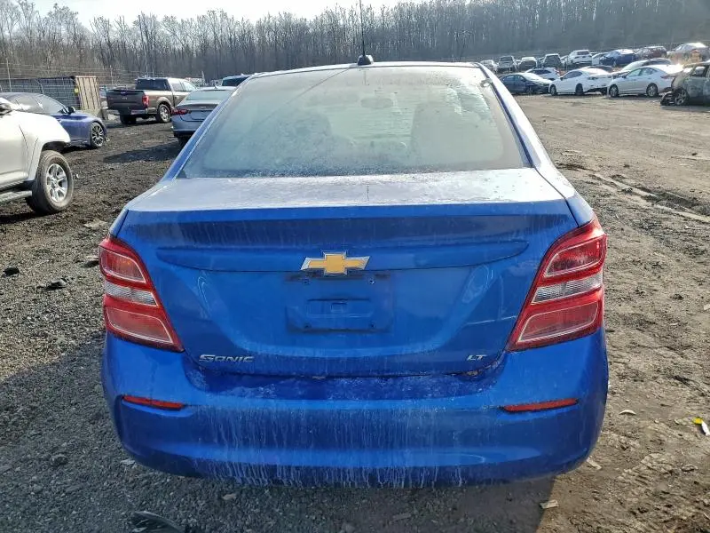 2020 CHEVROLET SONIC LT  