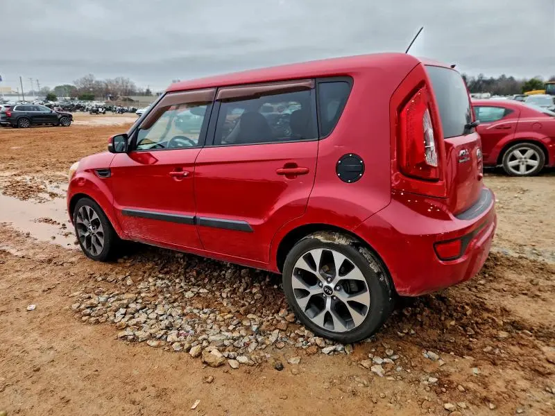 2013 KIA SOUL +  