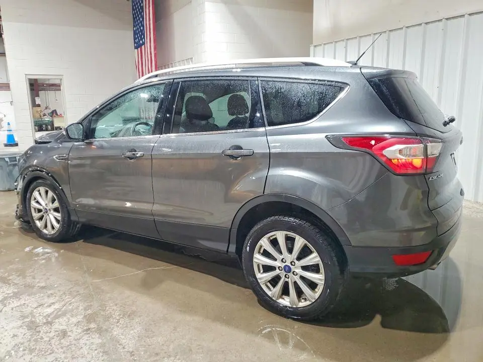 2017 FORD ESCAPE TITANIUM  