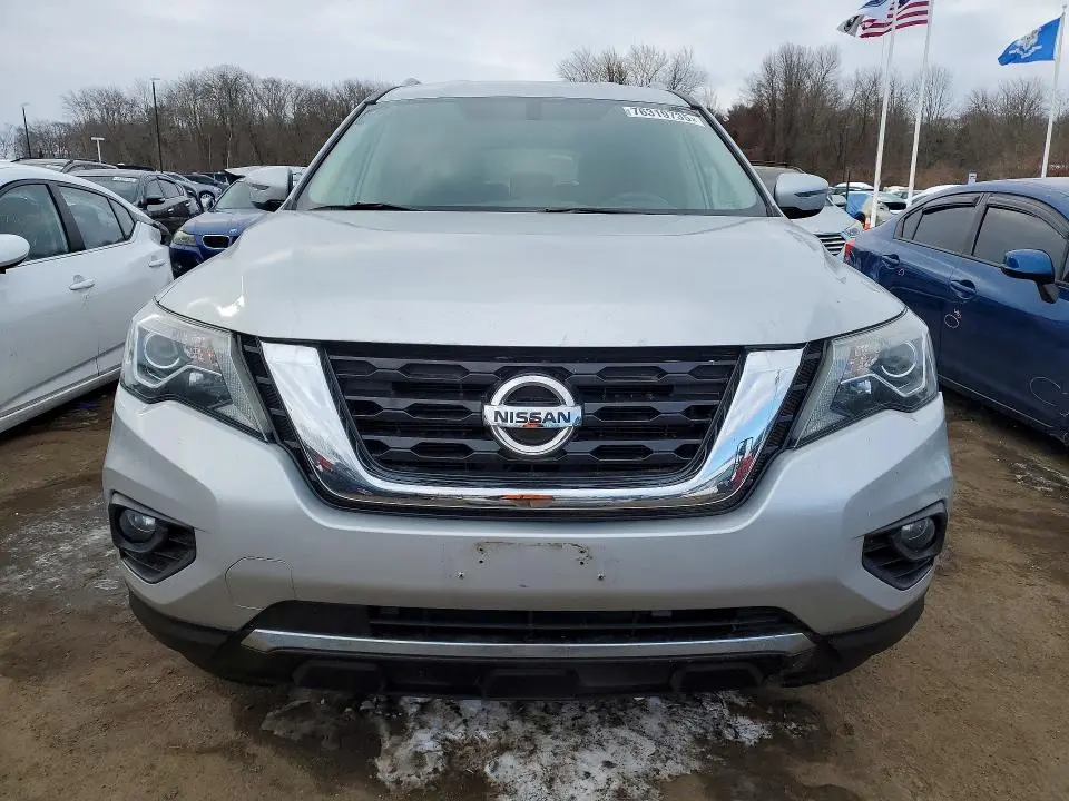 2019 NISSAN PATHFINDER S  