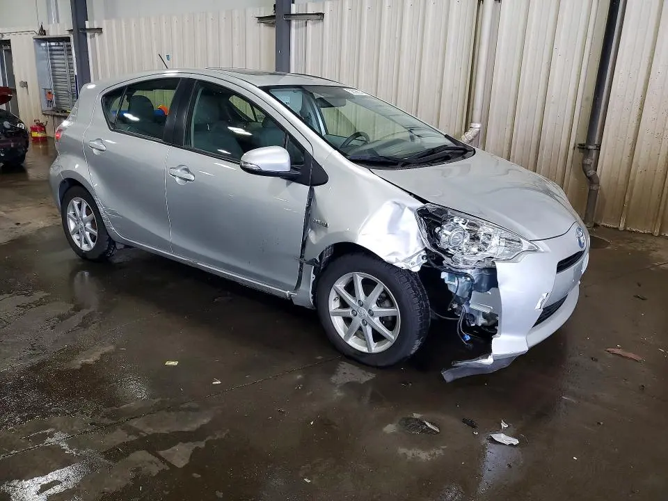 2013 TOYOTA PRIUS C FOUR  