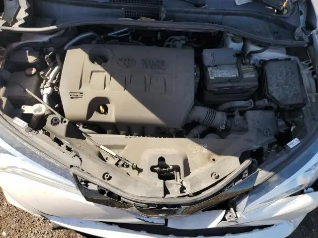 2018 TOYOTA C-HR XLE  