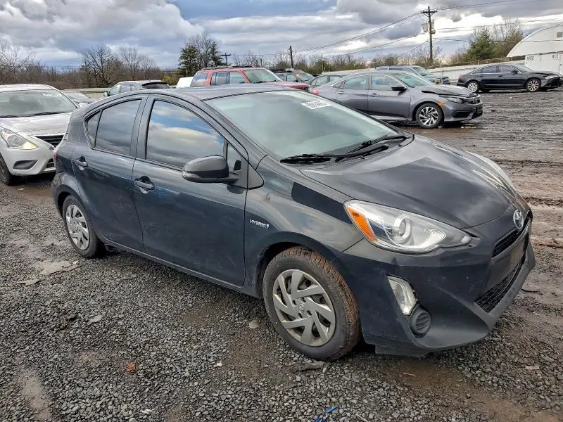 2015 TOYOTA PRIUS C   