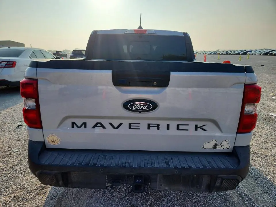 2025 FORD MAVERICK LARIAT  