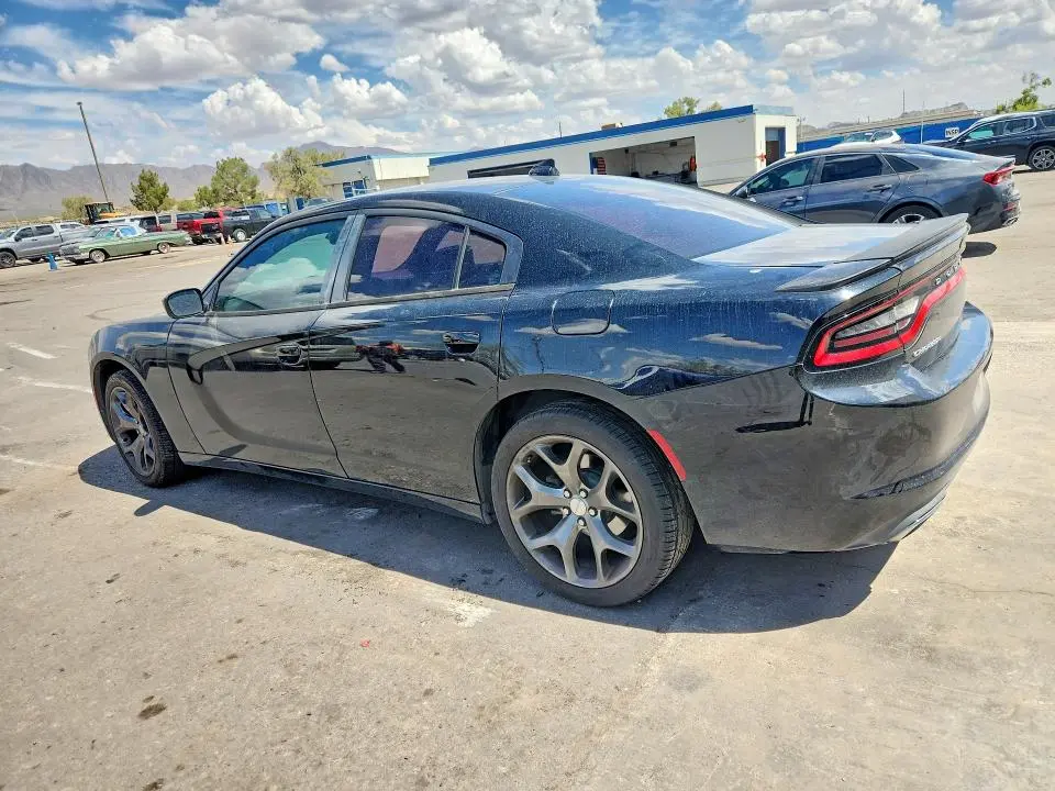 2015 DODGE CHARGER SXT  