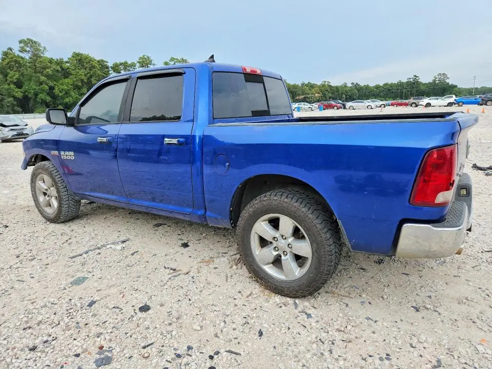 2016 RAM 1500 SLT  