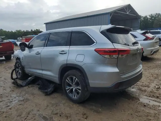 2017 TOYOTA HIGHLANDER LE  