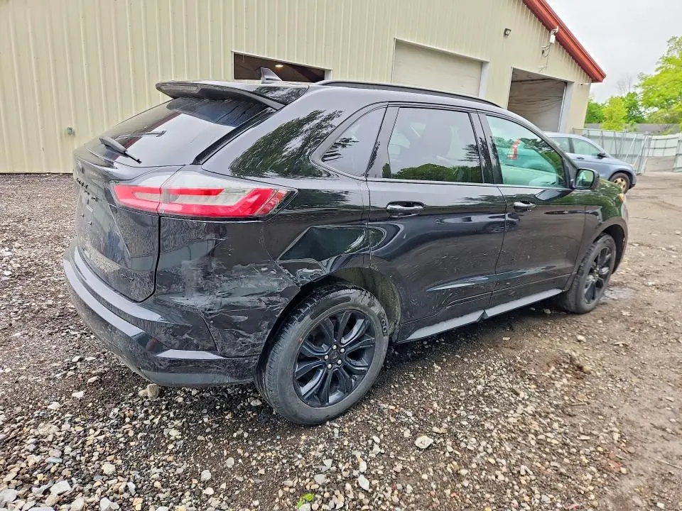2024 FORD EDGE SE  