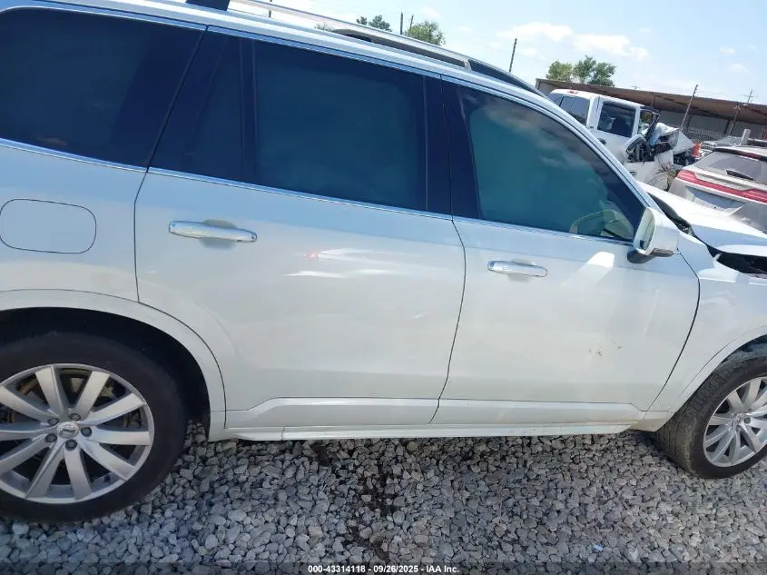 2017 VOLVO XC90 T6 MOMENTUM